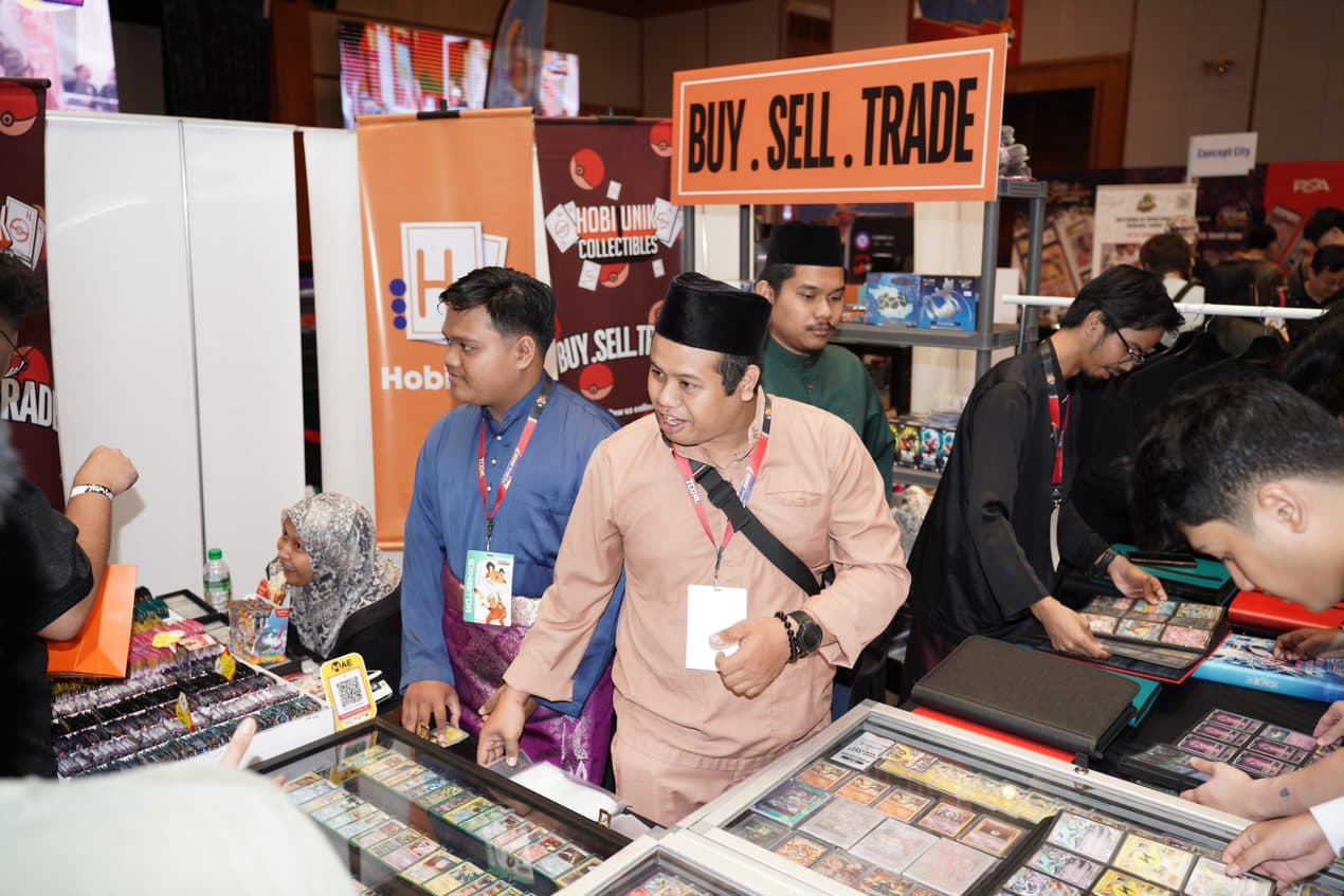 100+ vendors, exclusive releases, live deals