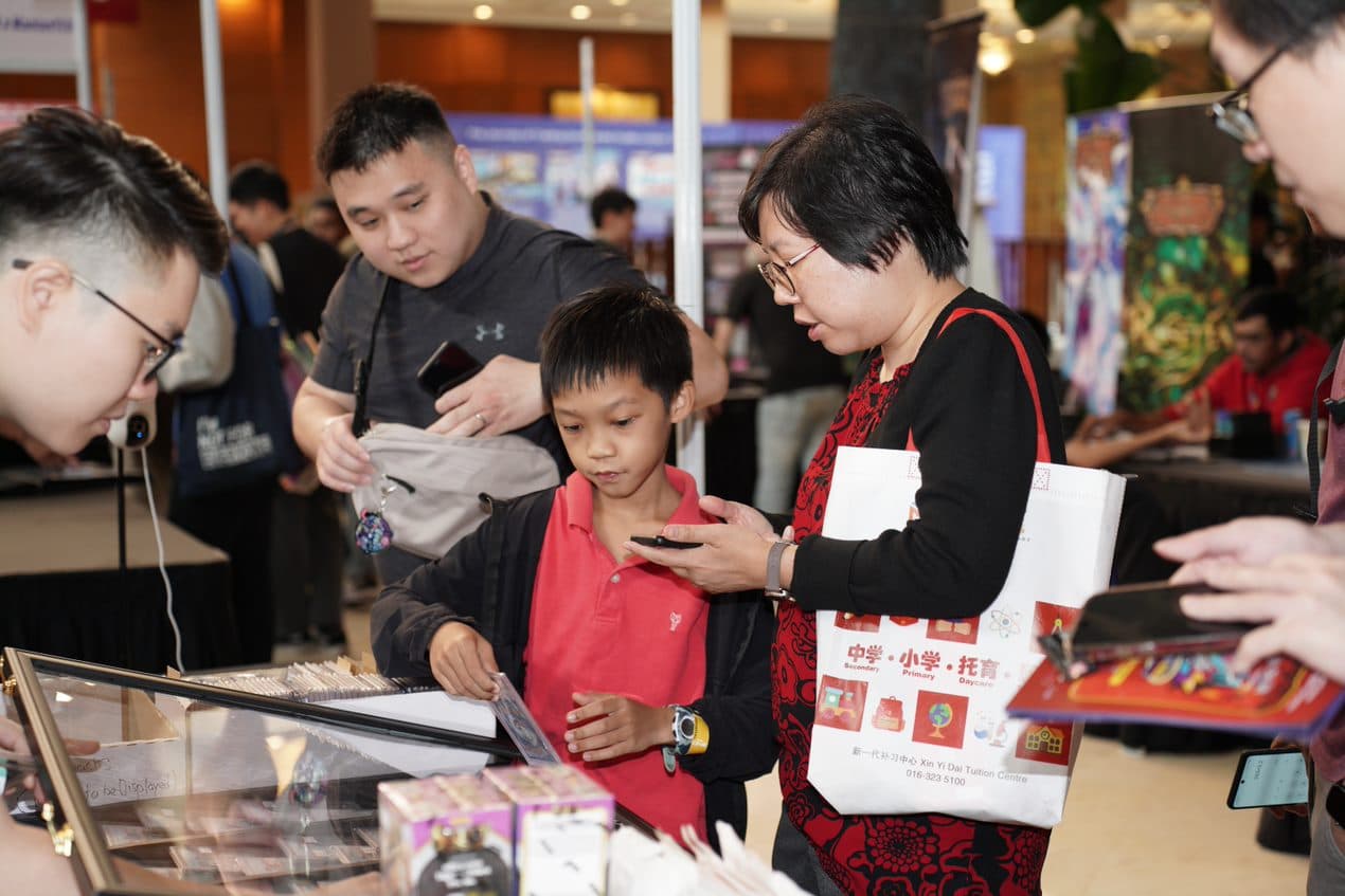 Vendors at a TCGKL event